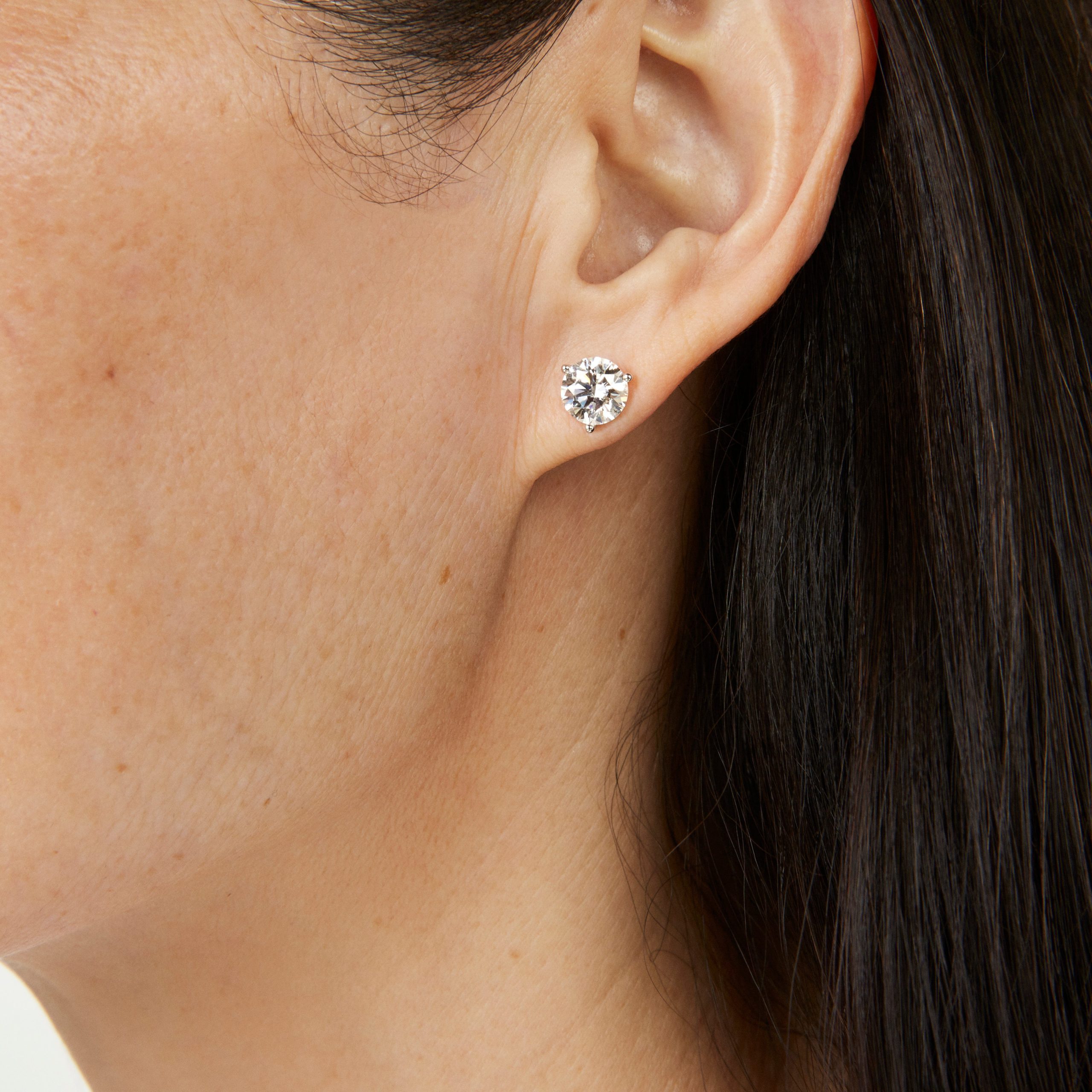 ER110434_RB_1.75ct_single_stud_model.jpg